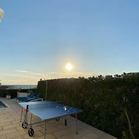 Binivento- Lovely With Pool Near The