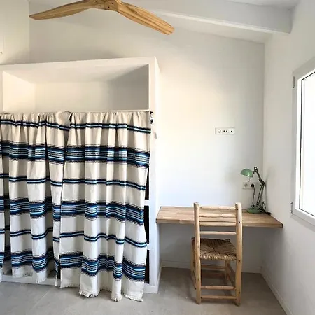 Binivento- Lovely With Pool Near The *