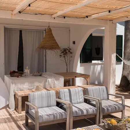 Binivento- Lovely With Pool Near The Vila *