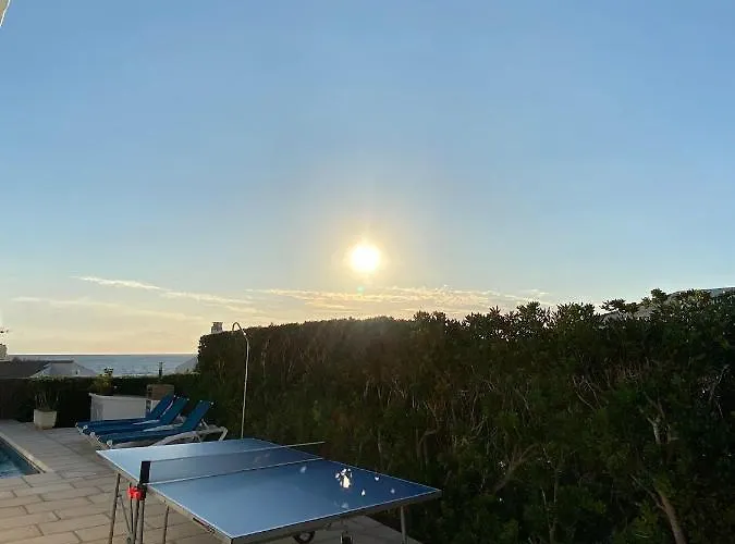 Binivento- Lovely With Pool Near The